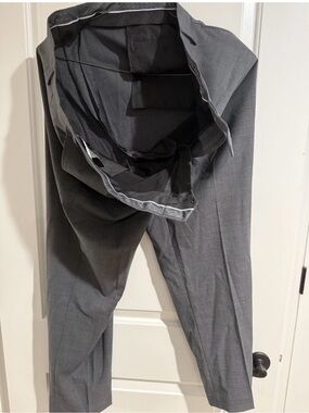 Michael Strahan Men's Classic Gray Dress Pants